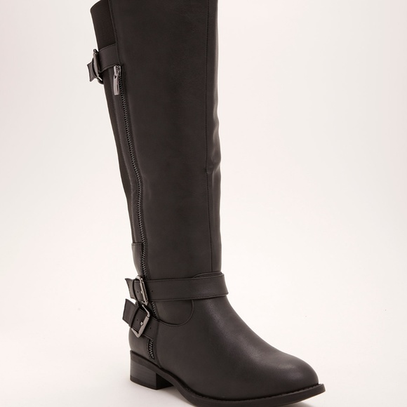 torrid black boots